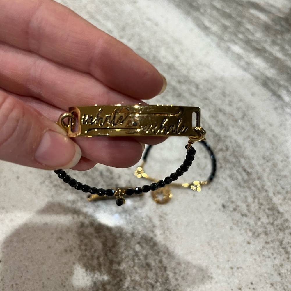 Bracelets - Picture 2 of 4